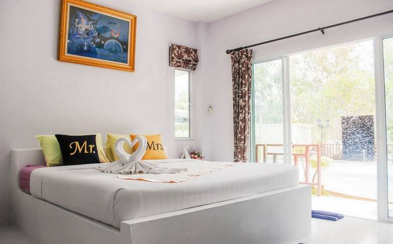 Hotel Charm Resort Cha-am