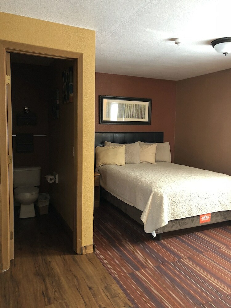 Motel Adoba Hotel Naubinway