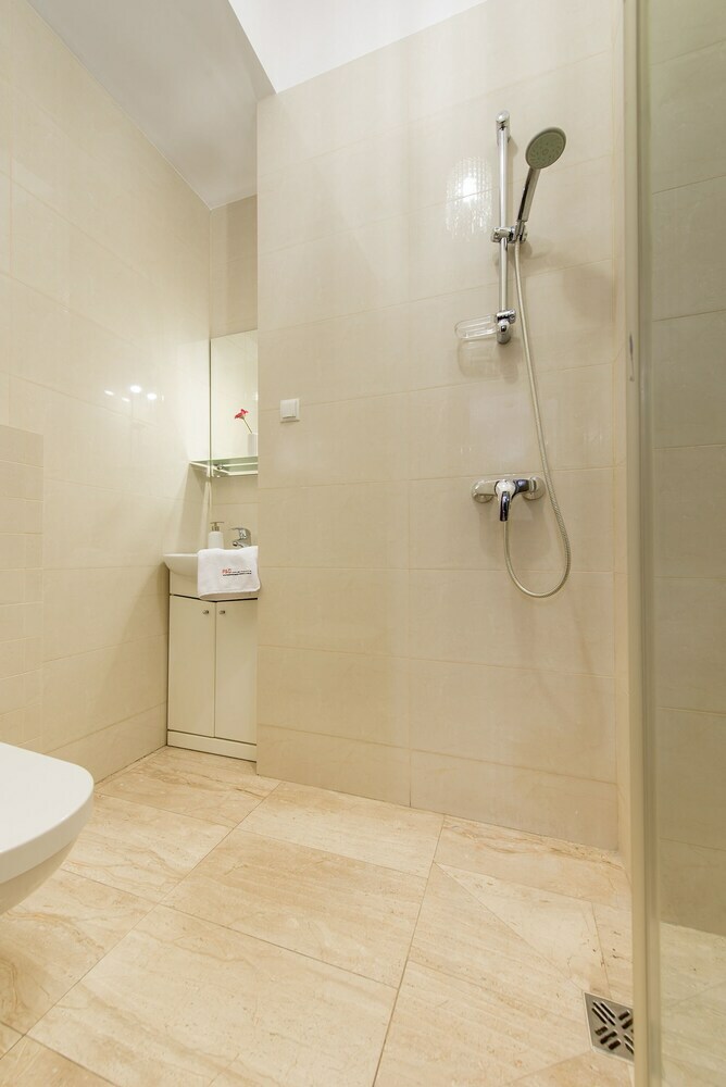 Aparthotel Rondo Onz P&o Apartments