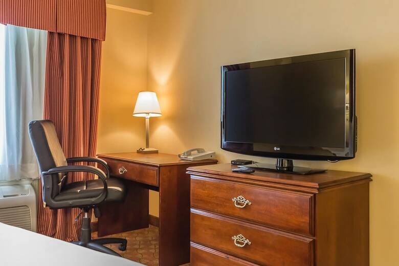 Hotel Quality Inn Calera I-65 Exit 231