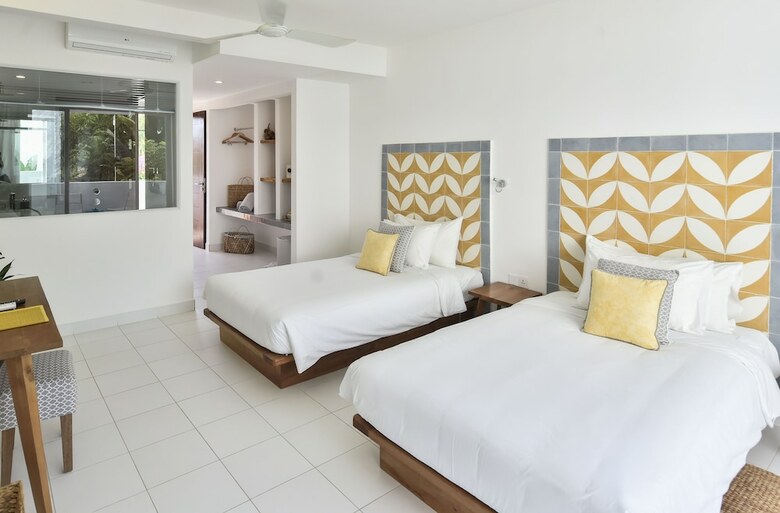 Hotel Naia Resort