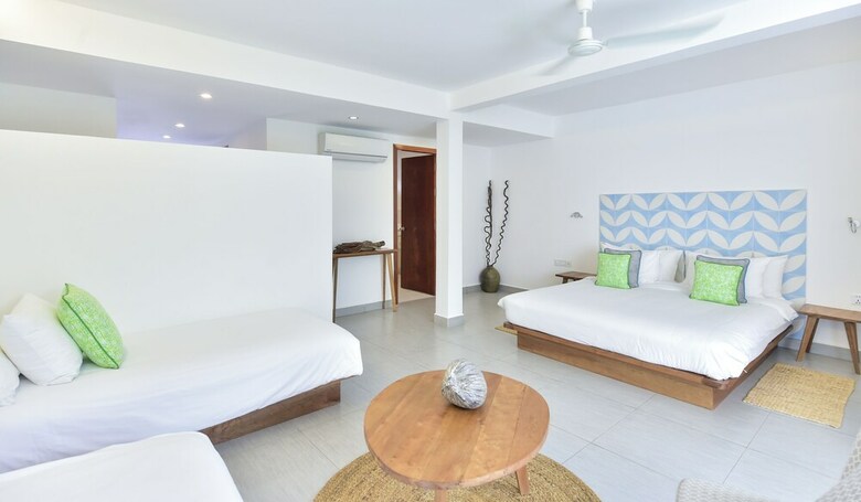 Hotel Naia Resort