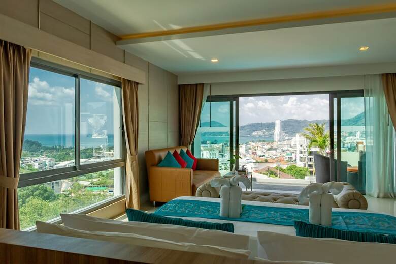 Hotel Patong Bay Hill Resort