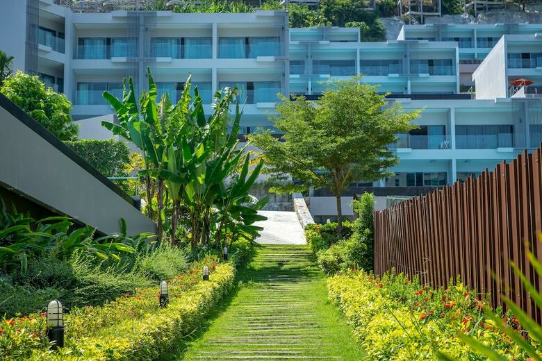 Hotel Patong Bay Hill Resort