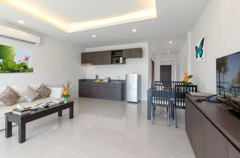 Hotel Patong Bay Hill Resort