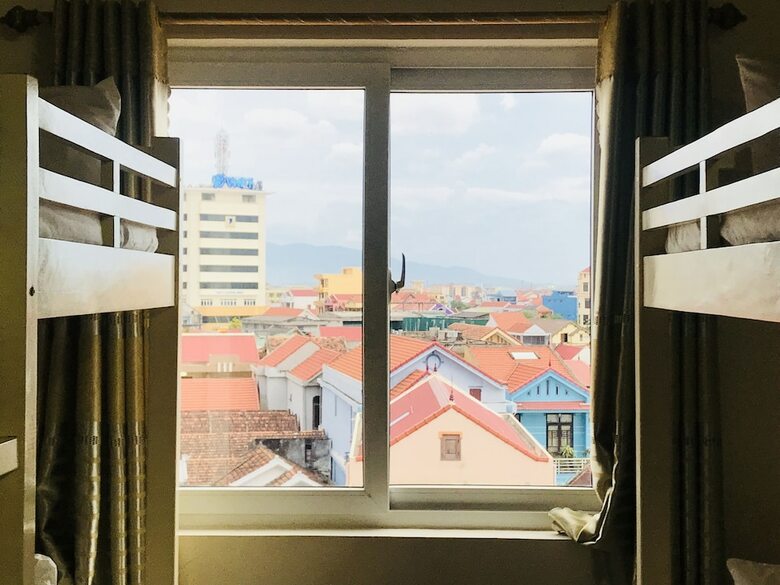 Nam Long Hotel