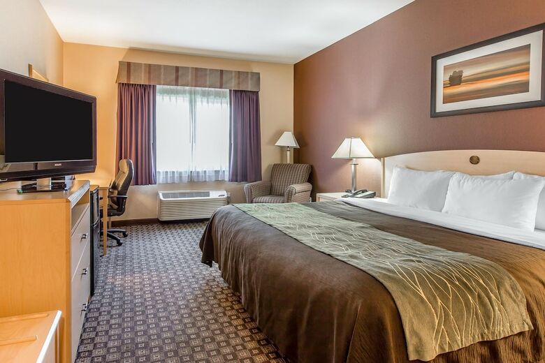 Hotel Quality Inn & Suites