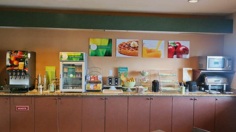 Hotel Quality Inn & Suites