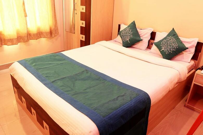 Oyo 1348 Hotel Zaika Inn