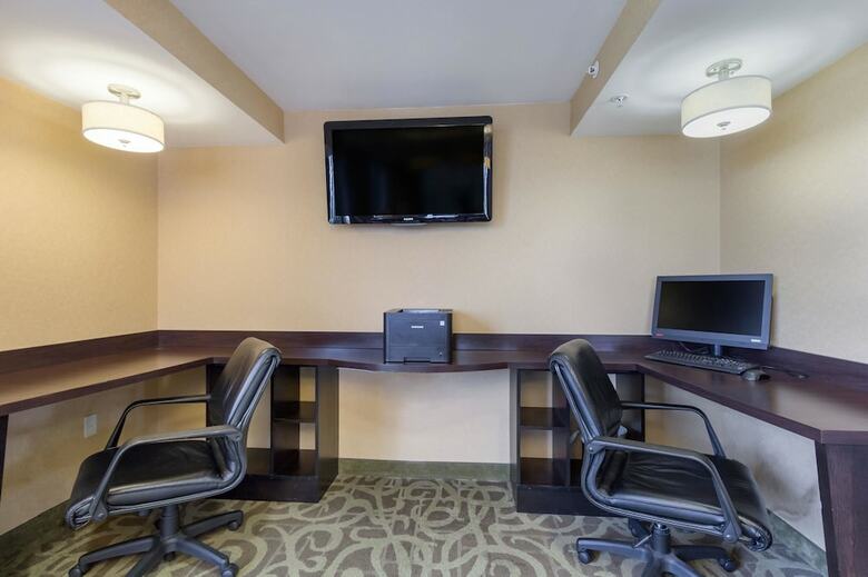 Clarion Hotel Beachwood-cleveland