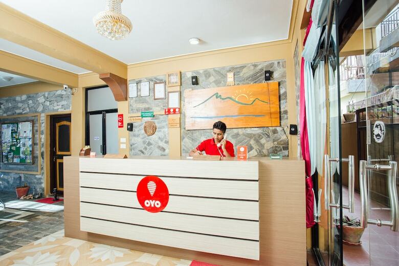 Hotel Oyo 11455 August Lake Resort