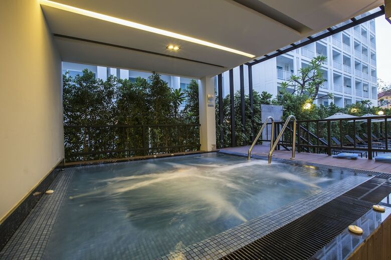 Aparthotel Kantary 304 Hotel
