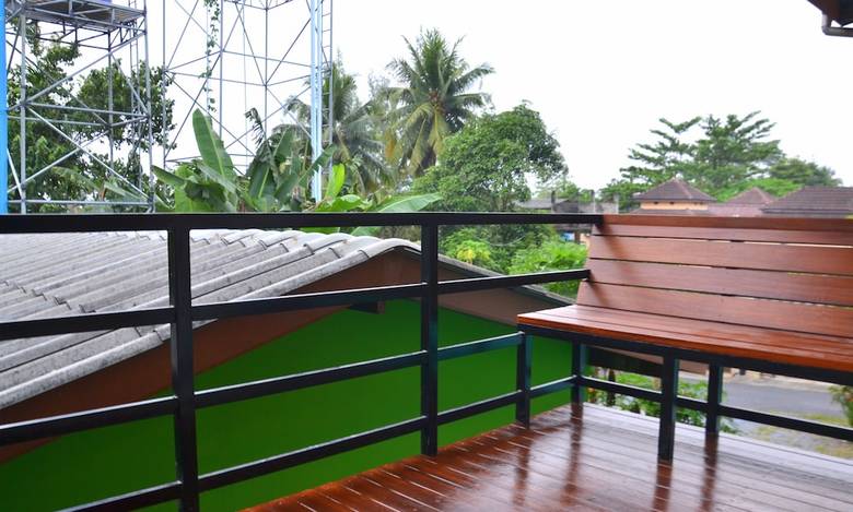 Hostal Wandee Bed And Breakfast