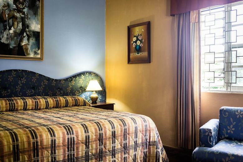 Bed & Breakfast Country Home Villa