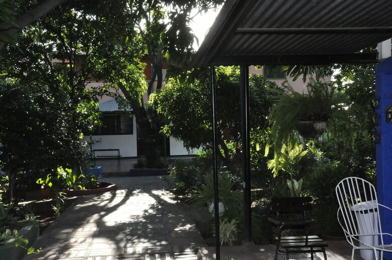 Hostal Esgueva House