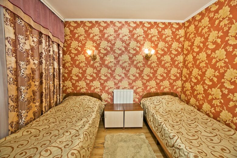 Boyard Hotel