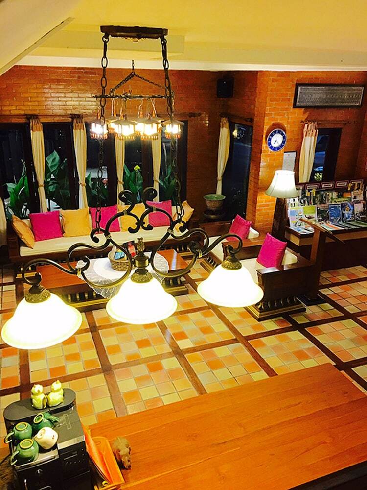 Hotel Sri-pat Guesthouse
