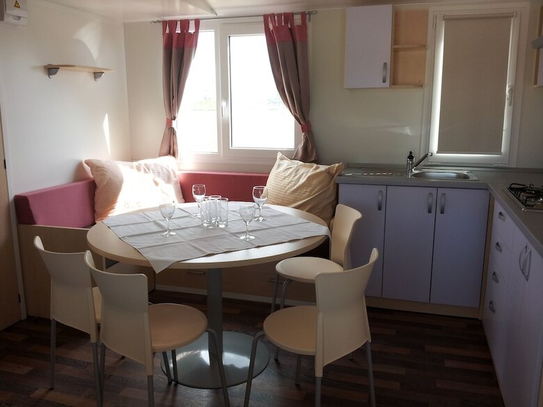 Aparthotel Mobile Homes Pero?
