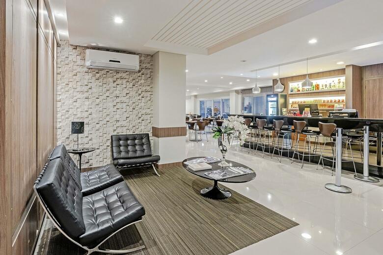 Hotel Slaviero Slim Curitiba Av. Das Torres