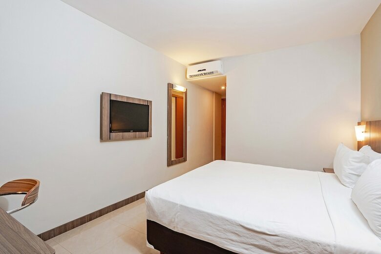 Hotel Slaviero Slim Curitiba Av. Das Torres