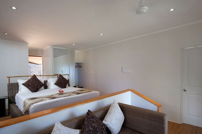 Hotel Nanuya Island Resort