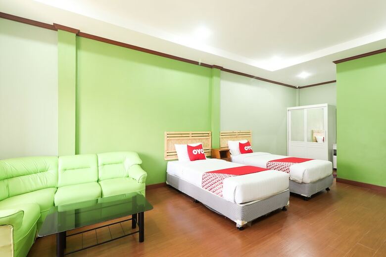 Hotel Oyo 359 Golden Nakara Place