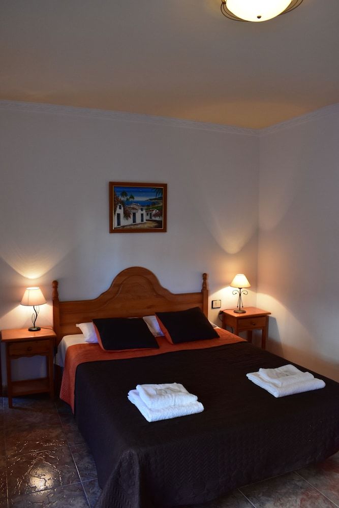 Aparthotel La Fonda