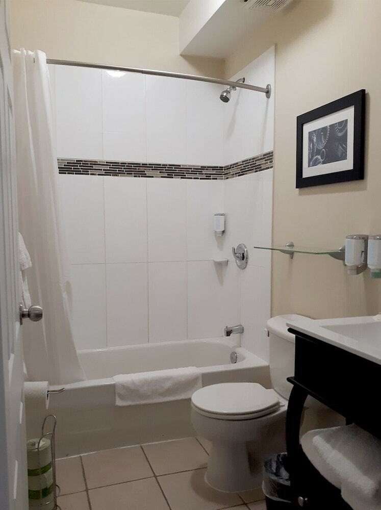 Apartamentos Hotel Oshawa Downtown