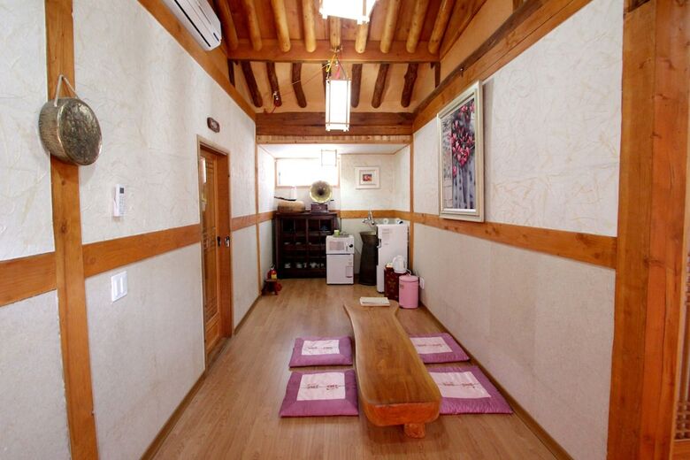 Hotel Happiness Full Guesthouse