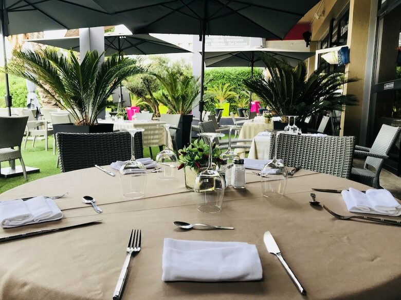 Hotel Grand H�tel De N�mes