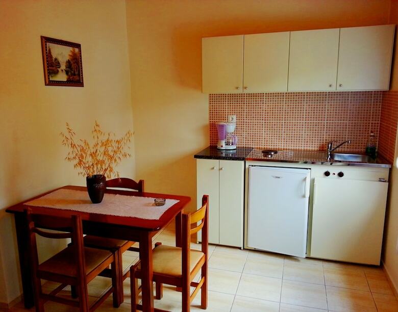 Koulouris Apartments