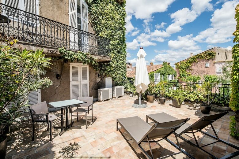 Hotel H�tel Restaurant Le Yaca