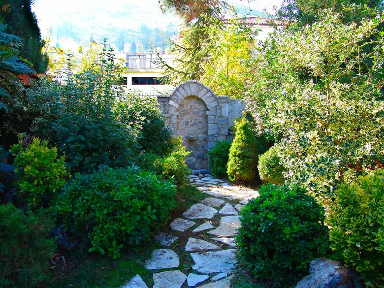 Hotel Dadi Parnassus Mansion