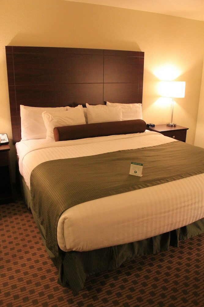 Hotel Castle Rock Inn & Suites