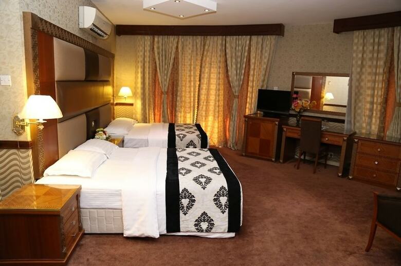Dubai Palm Hotel