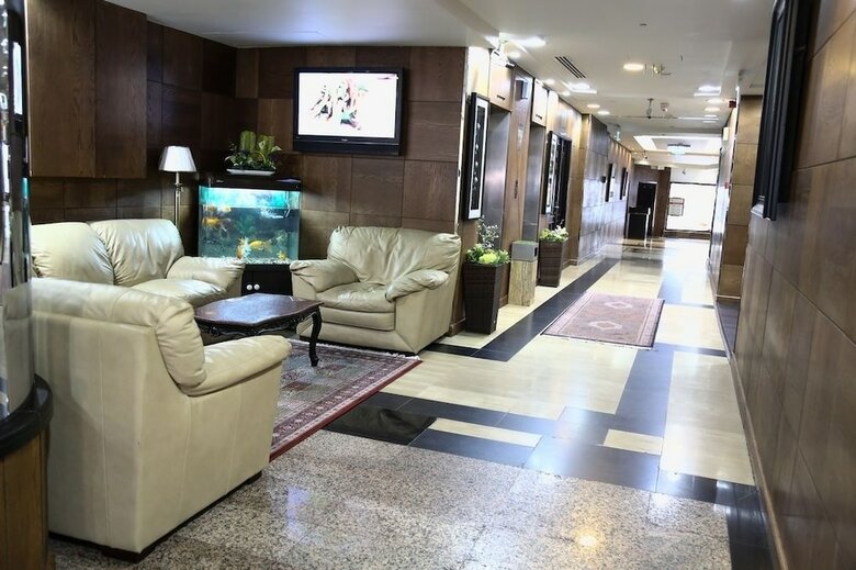 Dubai Palm Hotel
