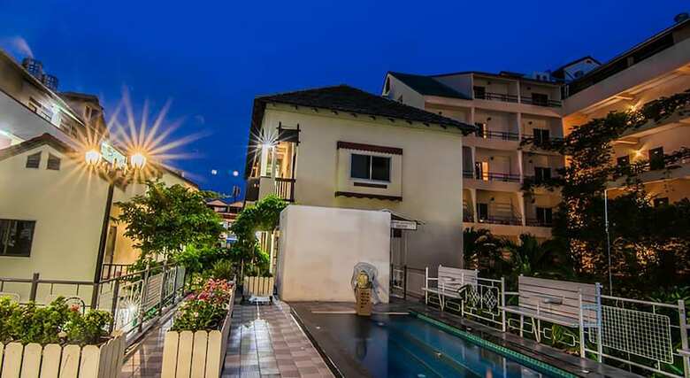 Hotel Sutus Court 4