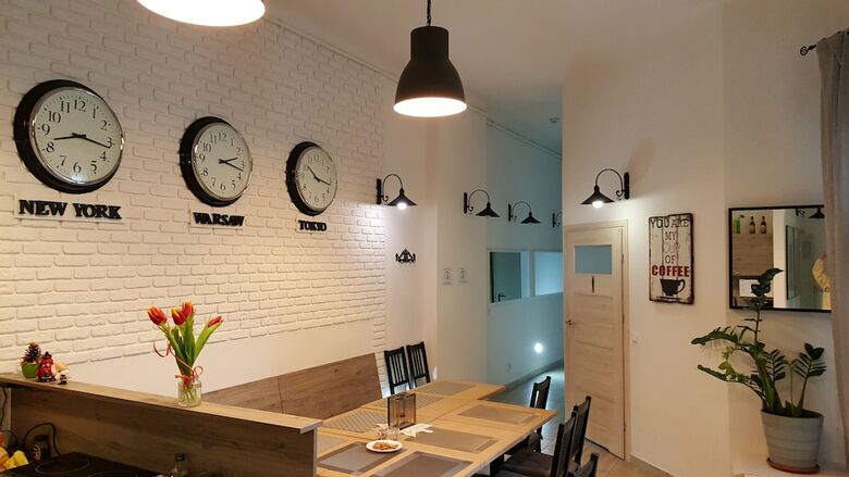 Hostal Hostel Lwowska 11