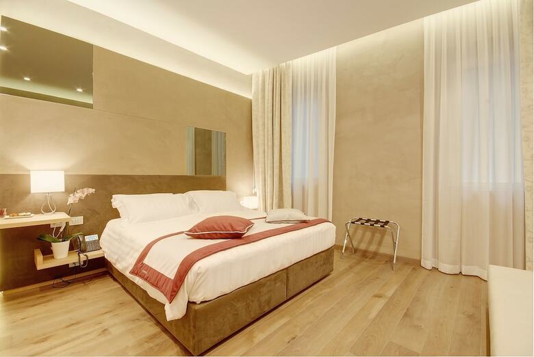 Hotel Sun Suite Luxury Pantheon