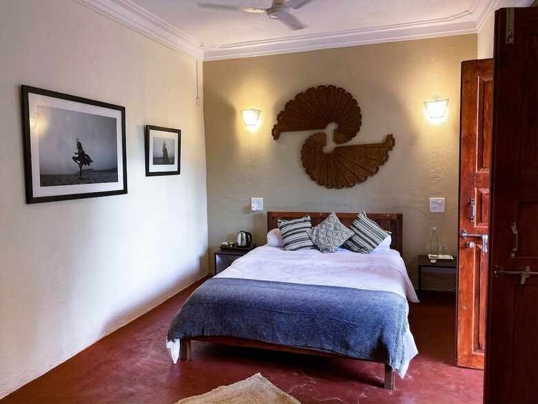 Hotel Vaayu Watermans Village
