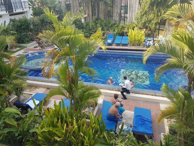 Angkor Monument Hotel