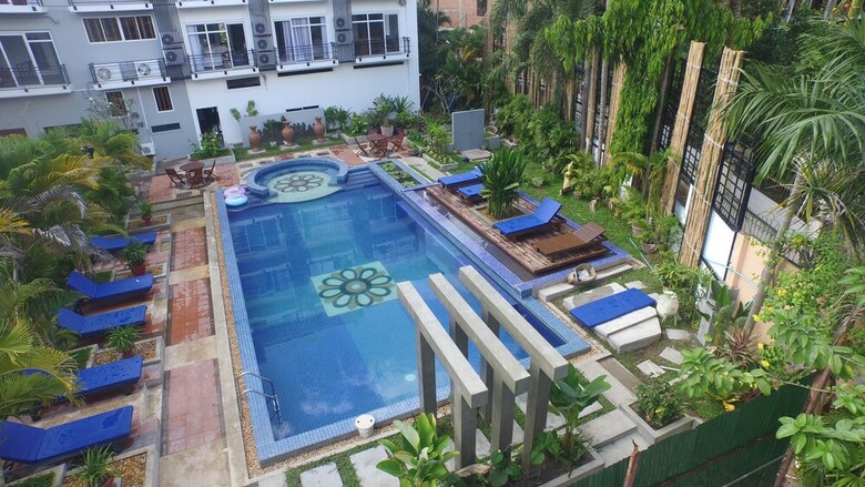 Angkor Monument Hotel