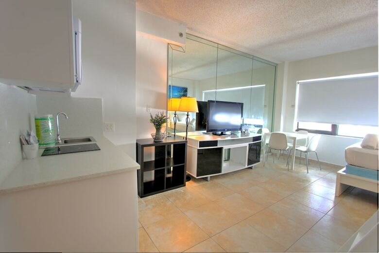 Private Apartments At The Casablanca