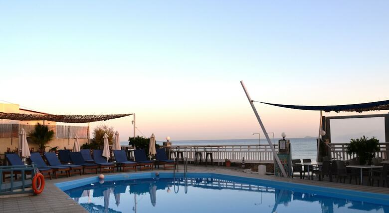 Sunset Beach Hotel