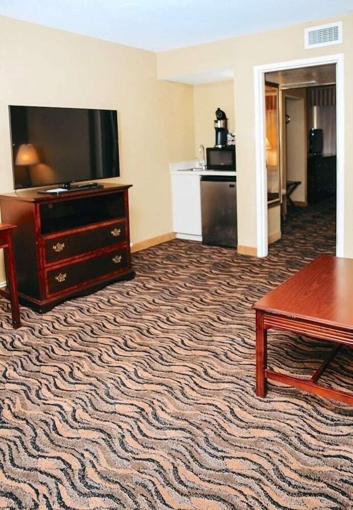Mcm Elegant� Hotel & Suites