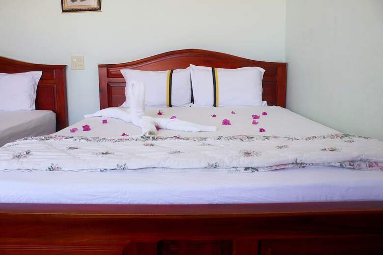 Hotel Quoc Dinh Guesthouse