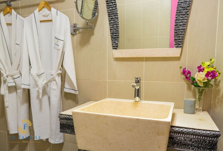 Hotel H�tel R�sidence La Falaise
