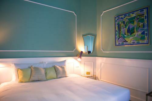 Bed & Breakfast Adastra Suites