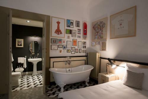 Bed & Breakfast Adastra Suites