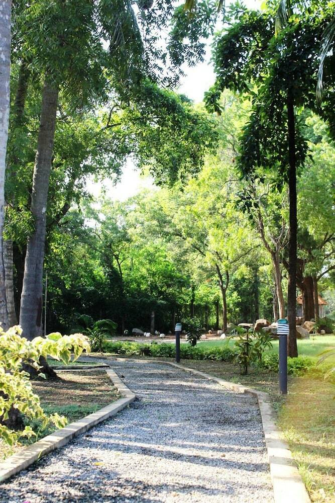 Hotel Neem Villas